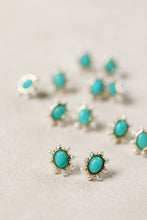 Load image into Gallery viewer, Turquoise and Pearl Oval Studs