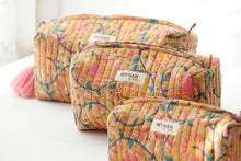 Load image into Gallery viewer, Henna Vines Cosmetic Bag