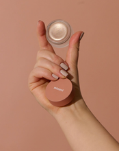 Load image into Gallery viewer, Cream Highlighter - Champagne