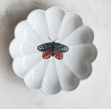 Load image into Gallery viewer, Stoneware Insect Fluted Dish