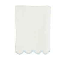 Load image into Gallery viewer, Scallop Chenille Blanket