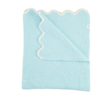 Load image into Gallery viewer, Scallop Chenille Blanket