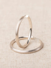 Load image into Gallery viewer, Stella Hoop Earrings