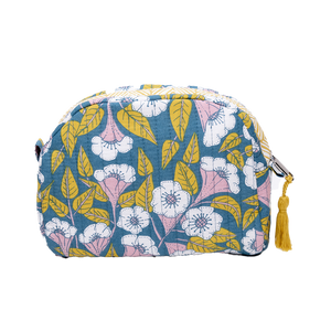 Evangeline Small Quilted Scallop Zipper Pouch