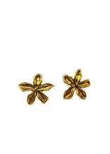 Load image into Gallery viewer, Katie Flower Studs