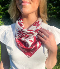 Load image into Gallery viewer, Crimson + White Gameday Scarf