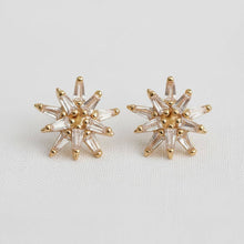 Load image into Gallery viewer, Star-Shaped Drop Earrings