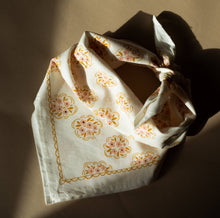 Load image into Gallery viewer, No. 042 Pearl Bandana