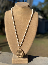 Load image into Gallery viewer, Teardrop Pendant Bead Necklace