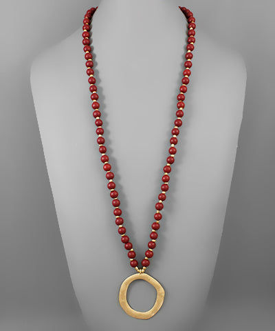 Circle Pendant Bead Necklace