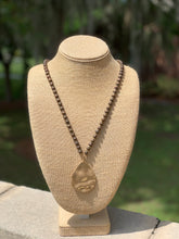 Load image into Gallery viewer, Teardrop Pendant Bead Necklace