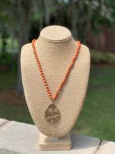 Load image into Gallery viewer, Teardrop Pendant Bead Necklace