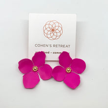 Load image into Gallery viewer, Dogwood Blossom Earrings