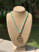 Load image into Gallery viewer, Teardrop Pendant Bead Necklace