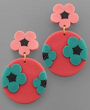Load image into Gallery viewer, Clay Flower Earrings